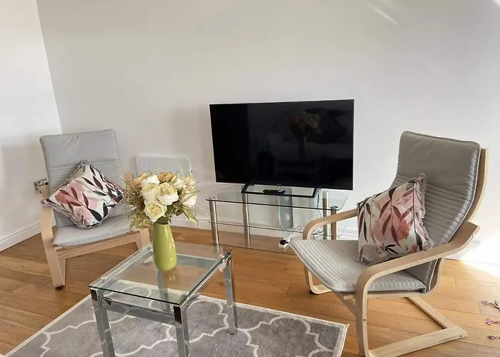 Beach Front Apt With Stunning Sea View
