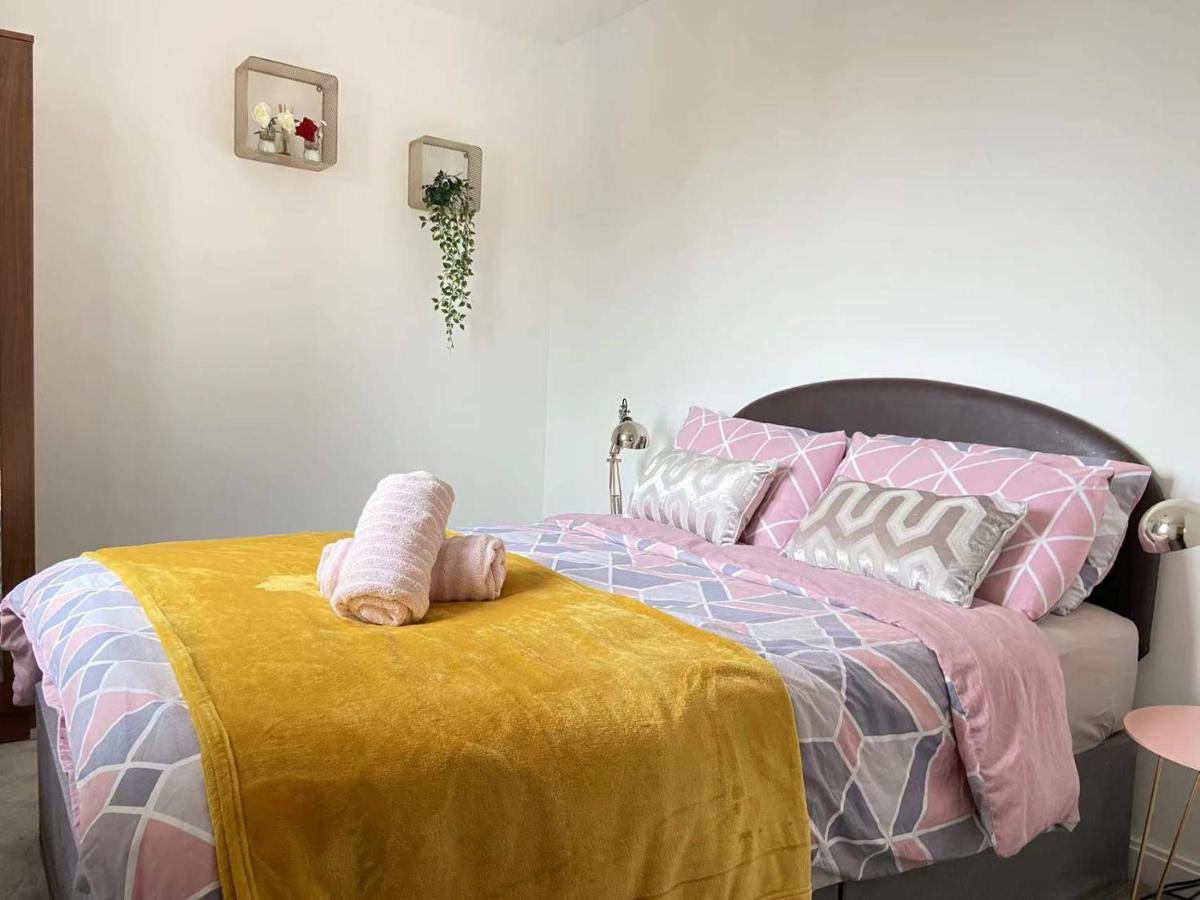 Апартаменты Front With Stunning Sea View